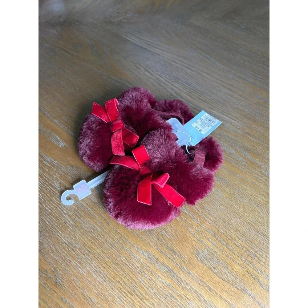 Cat & Jack Adler Burgundy Faux Fur Slippers with Velvet Bow Kids Size M 7/8 NWT